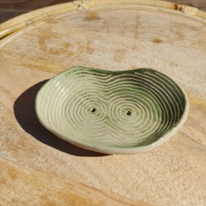 porte savon en grès émaillé gravé vert
